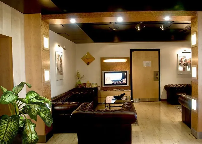 Hotel Lenas 3*