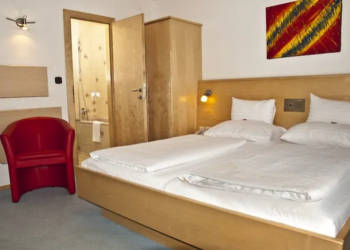 Hotel Lenas 3*