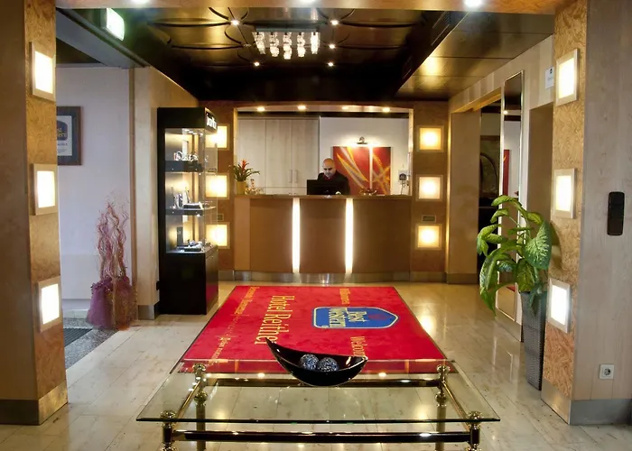 Lenas Hotel 3*