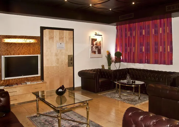Hotel Lenas 3*
